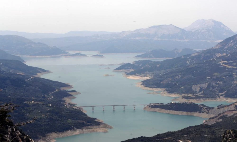 Πρόεδρος της ΕΥΔΑΠ για λειψυδρία: «Θα ενεργοποιήσουμε και άλλες διαθέσιμες γεωτρήσεις» - Εκτροπή νερού ακόμη κι από ποτάμια της λίμνης Κρεμαστών